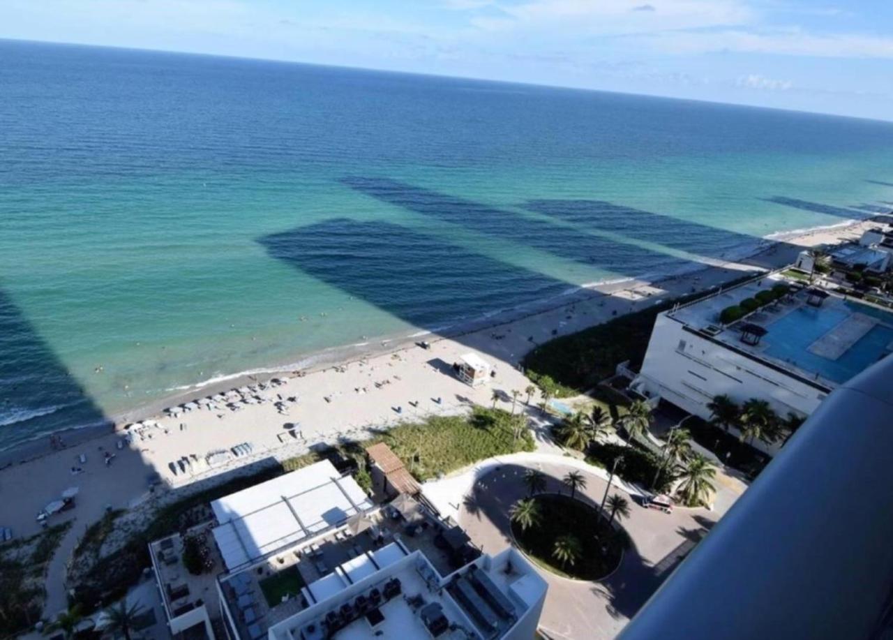 Contemporary Beach Resort Condos 데이니아 비치 외부 사진
